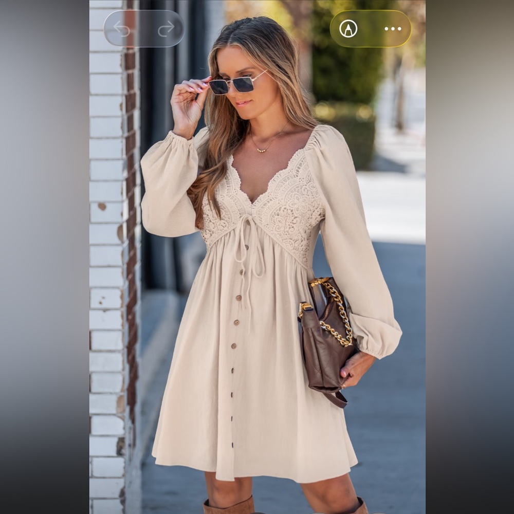Sunlit beige mini dress
